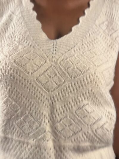 Ivory Scallop-Trim Textured Knit Vest